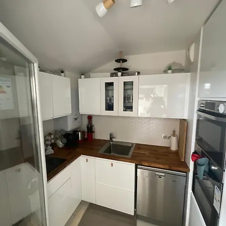 1brwith Terrace Near *